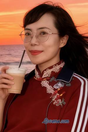 227218 - Emily Age: 63 - China