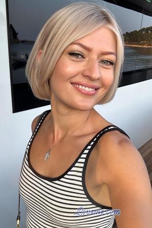 228184 - Dariia Age: 42 - Ukraine